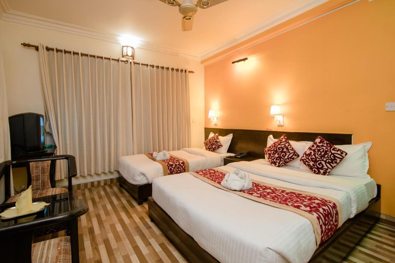 Hotel Panorama Pokhara Eksteriør billede